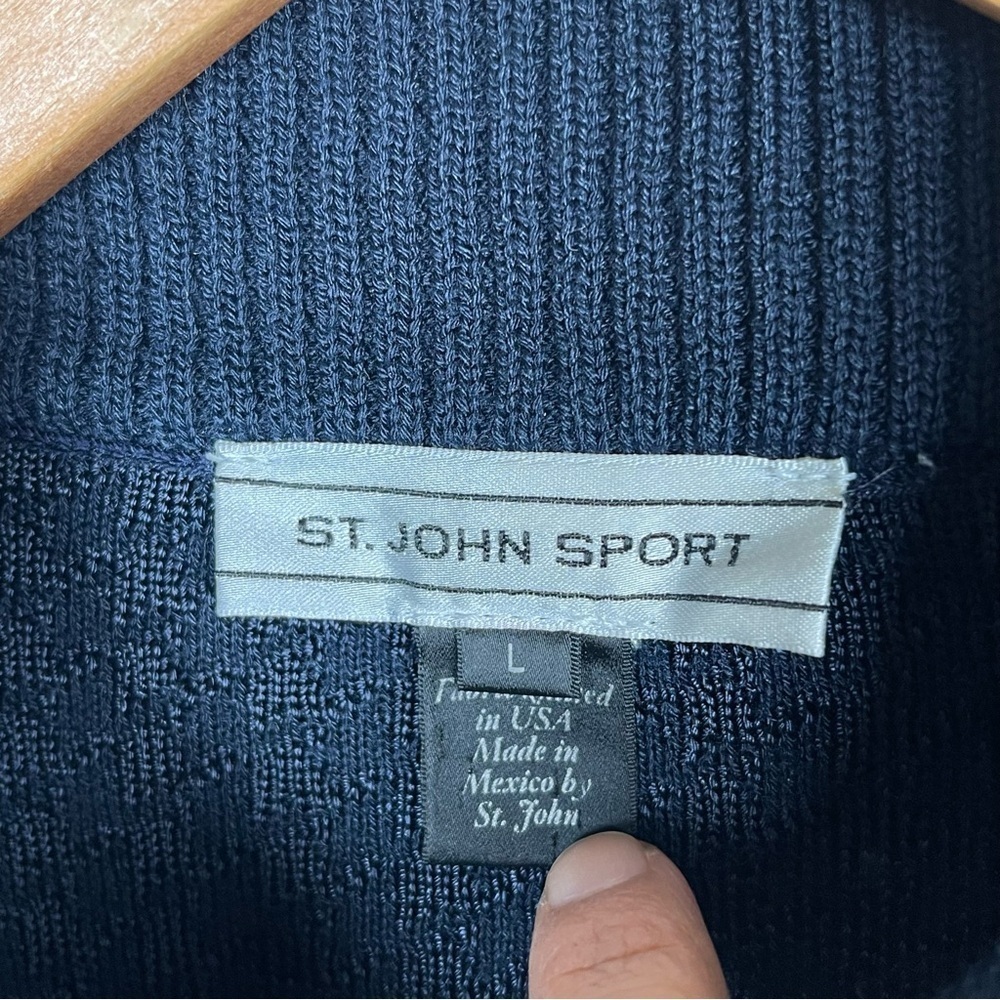ST JOHN SPORT Loose fit Knit Sweater Size L Navy full zipper - Picture 13 of 16